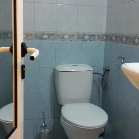 Kera Casa de hóspedes 2*