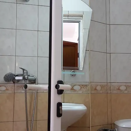 Kera 2*